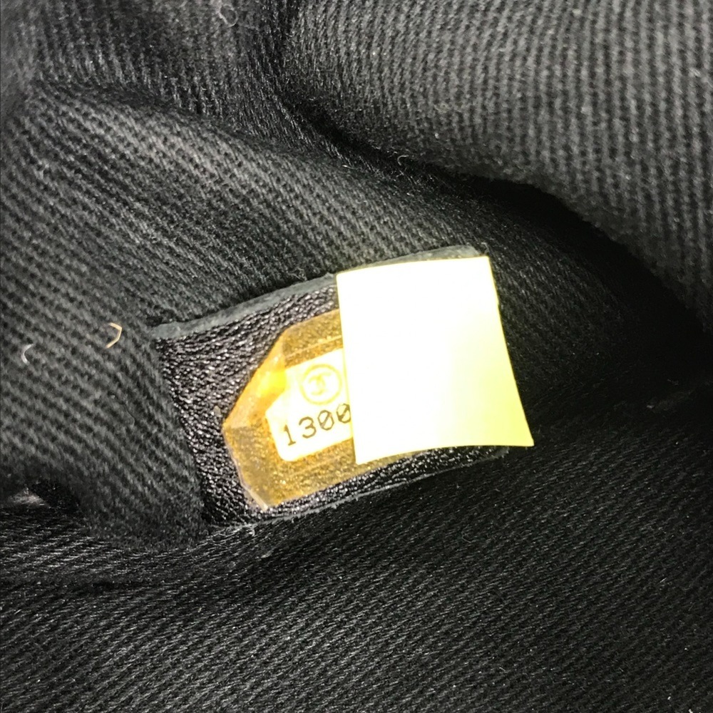 CHANEL Bag - Picture 13 of 16